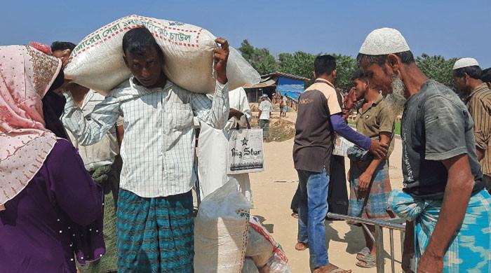 Hundreds Of Rohingya Refugees Set Sail From Bangladesh