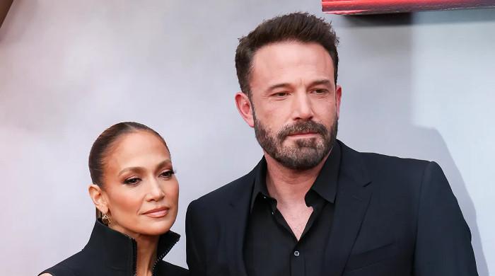 Jennifer Lopez Ben Affleck Spotted Cleaning After Watching Dune 2