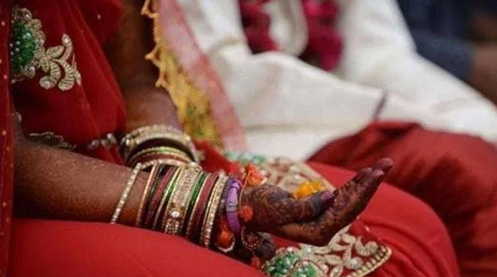 IIOJK girl crosses LoC over promise of marriage, arrested in AJK