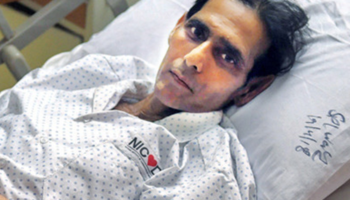 Ailing hockey legend Mansoor Ahmed offered free heart transplant in India