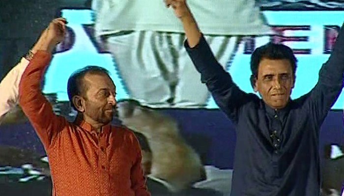Unified MQM factions hold joint rally at Liaquatabad
