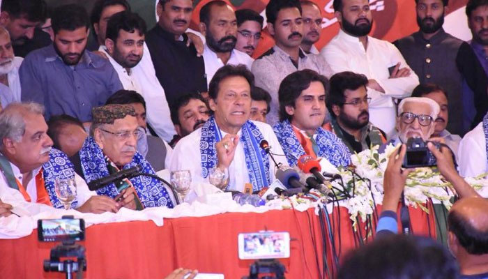 Imran forms committee for creation of South Punjab province