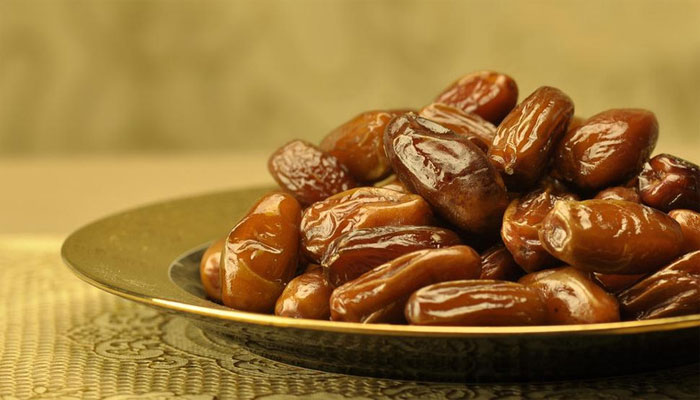 Saudi King sends ‘gift& of 150 tons of dates to Pakistanis