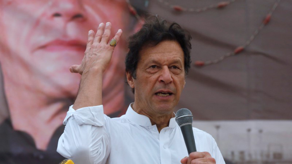 Nobody with conscience will receive Nawaz Sharif: Imran Khan