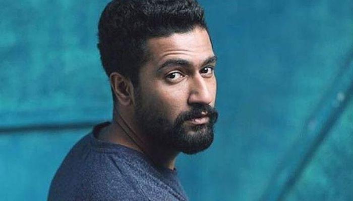 Sunny Kaushal gives Vicky a haircut and we think he looks hot 🔥 . # vickykaushal #sunnykaushal #quarantinelife #haircut #bollywood… | Instagram