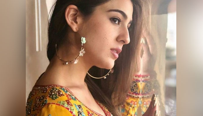 Sara Ali Khan gets online hate from Islamists for celebrating Ganesh Puja  at home