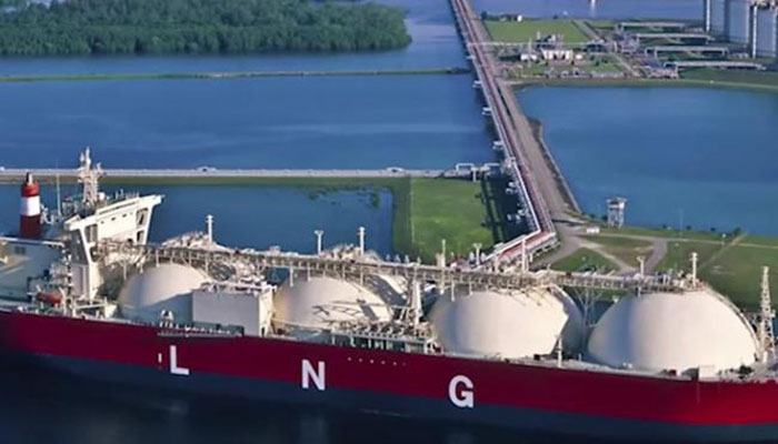 Pakistan Orders Four LNG Cargoes For Winters From Qatar