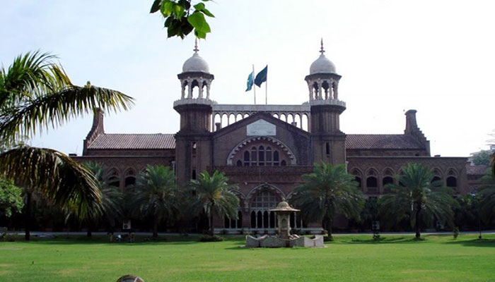 LHC directs district judges to stop using social media