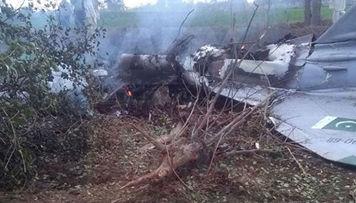 PAF fighter trainer aircraft crashes near Attock