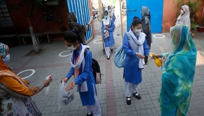 Schools with 100pc vaccinated staff allowed to reopen on 30th