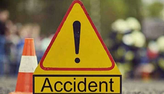 Five die in passenger coach-trailer collision near Hyderabad