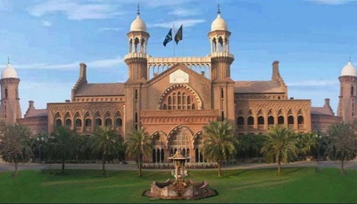 LHC seeks reply on plea against cops’ transfers