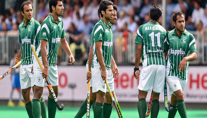 Pak hockey team reaches Dhaka