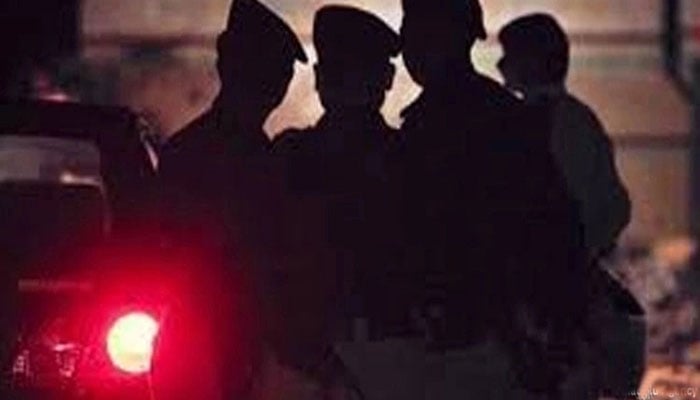 Dacoit killed, ASI injured in Okara encounter