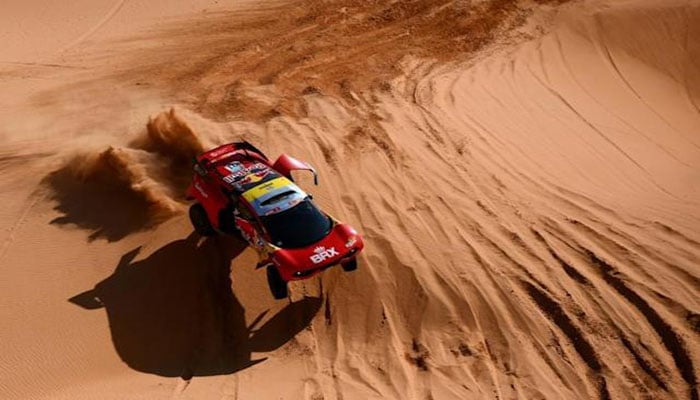 Loeb takes Dakar 7th stage