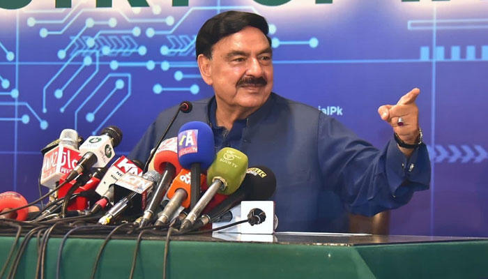 Sheikh Rasheed wants PTI ‘turncoats’ to return