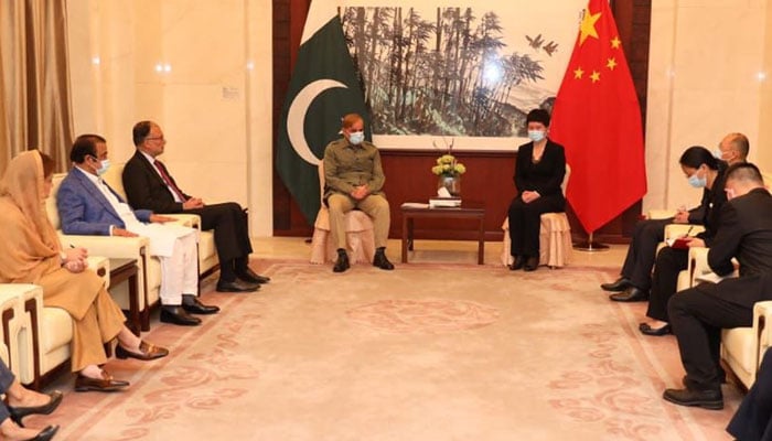 PM Shehbaz meeting Chinese Charge daffaires in Islamabad Ms Pang Chunxue on April 26, 2022. Photo: PID