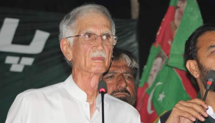 Khattak says will vacate Ministers’ Enclave on 25th