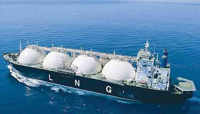 Pakistan’s fuel oil imports hit 4-year high as it struggles to buy LNG