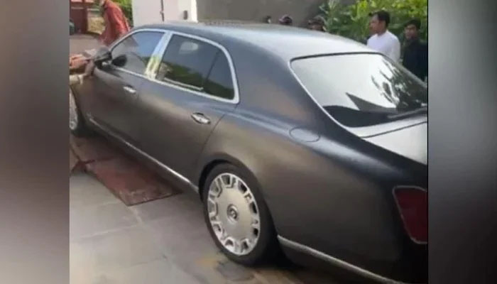 Bentley Mulsanne. — Screengrab/Geo News