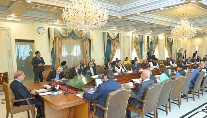 Prime Minister Shehbaz Sharif chairing cabinet meeting. —PID