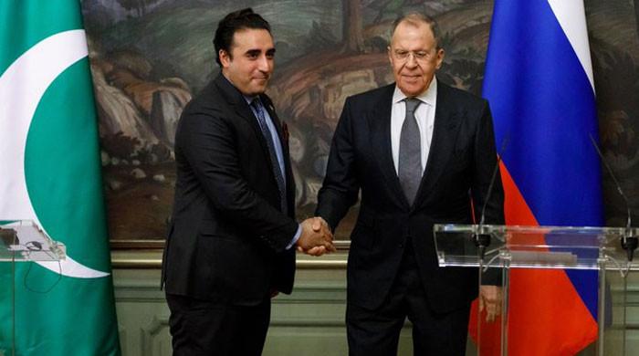 Russia Vows To Cooperate With Pakistan On Energy