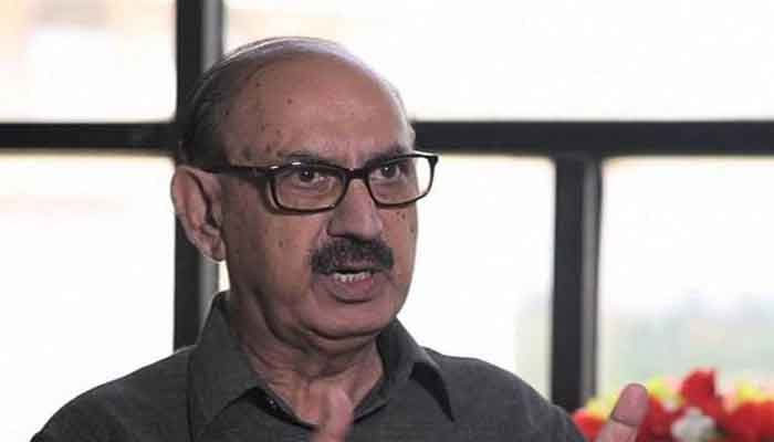 Irfan Siddiqui seeks Senate debate on SC ruling nixing review law.—The News/file