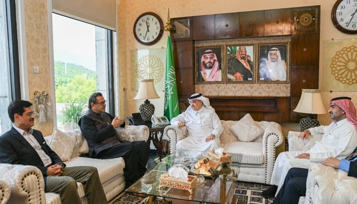 A delegation from Saudi Arabia (right), headed by Saudi Minister for Haj and Umrah Dr Tawfig bin Fawzan Al-Rabiah (centre) can be seen meeting with Pakistani officials on August 20, 2023. — APP