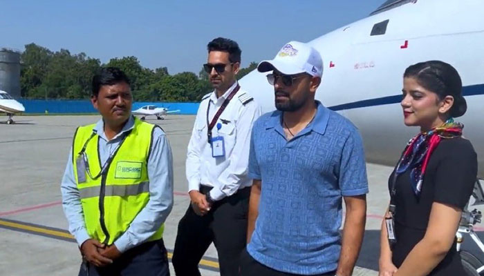 A special plane carried Babar Azam from Hyderabad to Ahmedabad where he again received a warm welcome. x/SharyOfficial