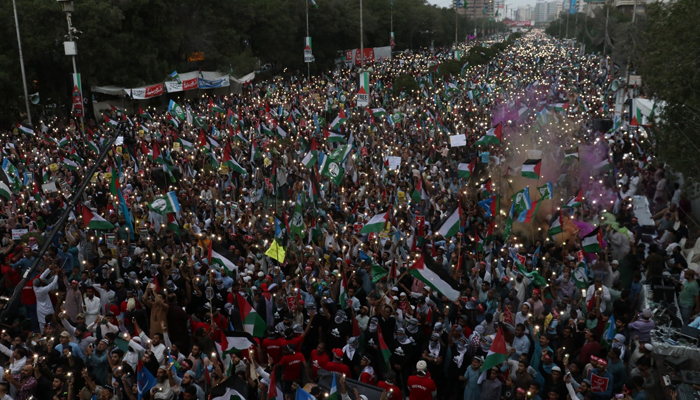 A large number of Jamat-e-Islami supporters can be seen during a Pro-Palestine rally in Karachis Sharae Faisal on October 15, 2023. — Facebook/Jamat-e-Islami Pakistan