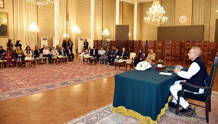 President Dr Arif Alvi during an interactive session with journalists of print and electronic media in Islamabad at the Aiwan-e-Sadr on October 19, 2023. — President of Pakistan website