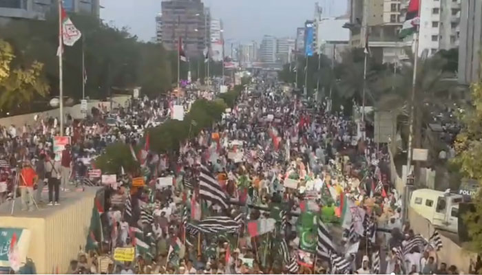 Thousands rally for urgent action to help war-hit Palestinians. Screengrab of a Twitter video/