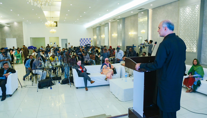 Jamaat-e-Islami Karachi chief Hafiz Naeem-ur-Rehman while addressing the launching ceremony of the Bano Qabil Pharmacists programme on October 21, 2021. — Facebook/Alkhidmat Karachi