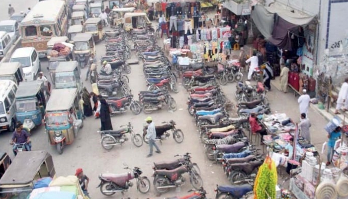 An illegal parking site in Karachi. — Online/File