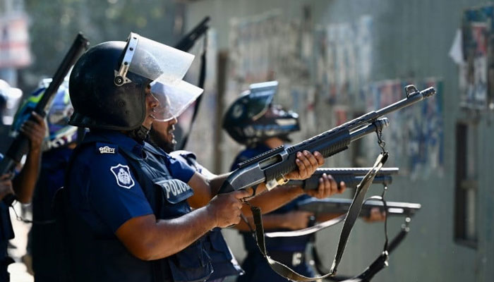 Police fire rubber bullets in an attempt to disperse BNP activists in Araihazar, some 40km from Dhaka, on October 31, 2023. — AFP/Flie