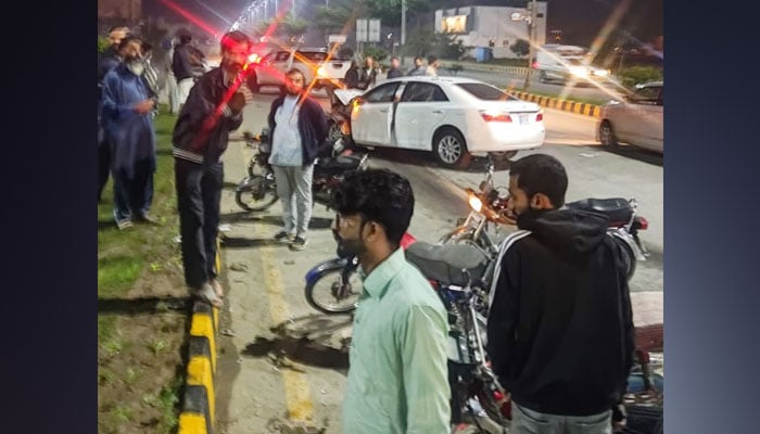 The aftermath of car accident in DHA Lahore. — X/@ctplahore