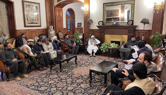 KP Governor Ghulam Ali meets members of the Kohat Chamber of Commerce and Industry on Nov 20, 2023. —Facebook/Haji Ghulam Ali Governor Khyber Pakhtunkhwa