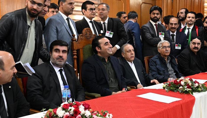 PPP Chairman Bilawal Bhutto Zardari can be seen at an event at the Balochistan High Court Bar Association.  —x/sardarsammadkh1