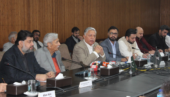 SCCI President Fuad Ishaq speaks during a press conference alongside the KP Textile Mills Association officials in Peshawar on December 4, 2023. — Facebook/Sarhad Chamber Peshawar