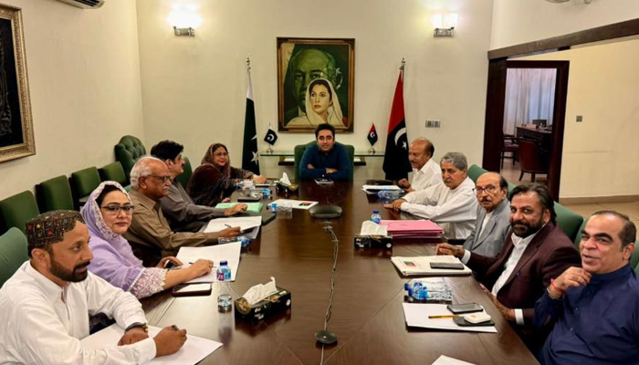 Chairman PPP Bilawal Bhutto Zardari presides over a meeting of the parliamentary board of the Sindh chapter on December 6, 2023. — Facebook/Pakistan Peoples Party - PPP