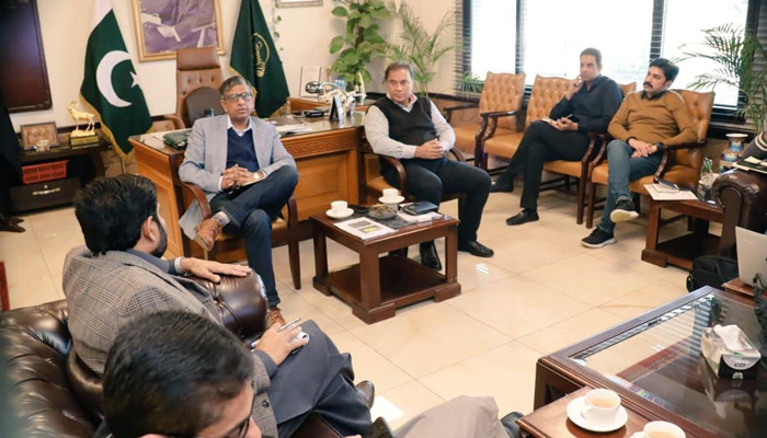 This image shows Commissioner Lahore Division Muhammad Ali Randhawa and Punjab Secretary Housing Sajid Zafar Dall during a meeting in Lahore on December 9, 2023. Facebook/Commissioner Lahore,Punjab.