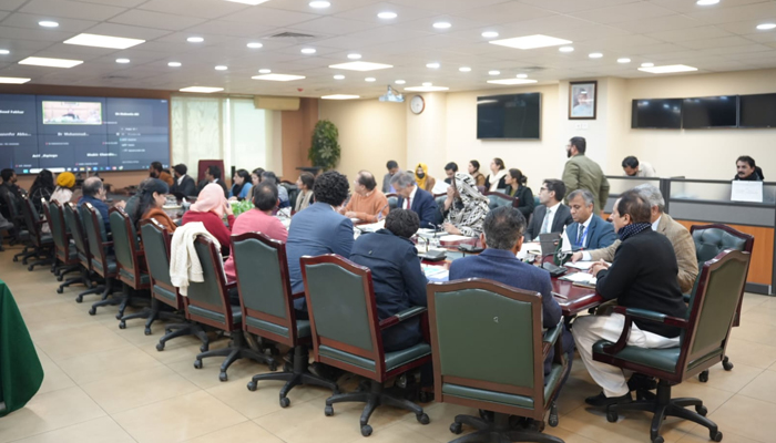 Caretaker Federal Health Minister Dr Nadeem Jan chairs a meeting to discuss the two-day Global Health Security Summit 2024 being held on January 10 and 11 in Islamabad on January 3, 2024. — Facebook/Ministry of National Health Services, Regulations & Coordination Islamabad