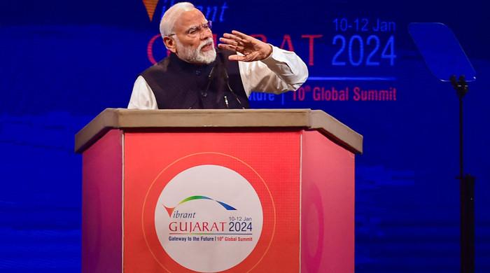 Modi pitches growth, resilience to woo investors