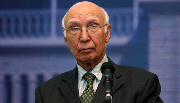 Late Sartaj Aziz can be seen in this image.—APP/File