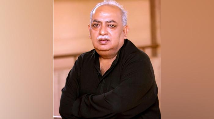 Famous Poet Munawwar Rana, 71, Passes Away In Lucknow