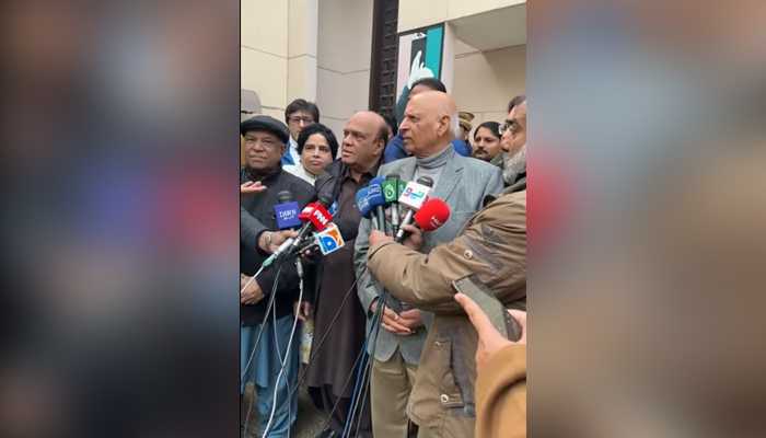 Former Governor Chaudhry Sarwar speaks to the media in this still on January 18, 2024. — Facebook/Mohammad Sarwar