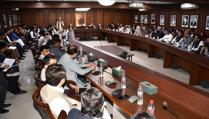 Karachi Commissioner Muhammad Saleem Rajput (C) chairs a meeting on January 20, 2024. — Facebook/Commissioner Karachi Office