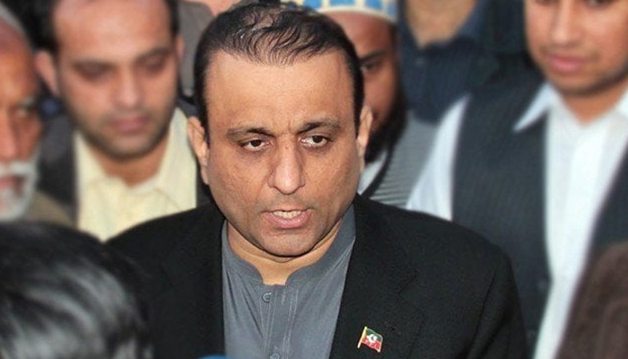 President of Istehkam-e-Pakistan Party Abdul Aleem Khan can be seen in this image. — Online/File