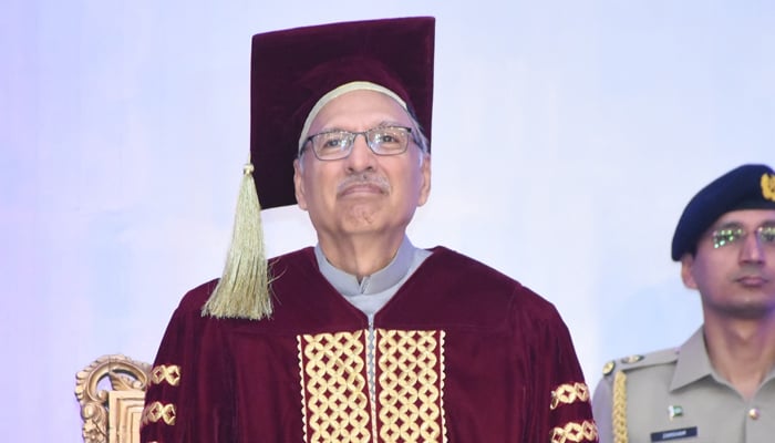 President Dr Arif Alvi during the 31st convocation of the University of Karachi on January 27, 2024. — Facebook/Dr. Arif Alvi