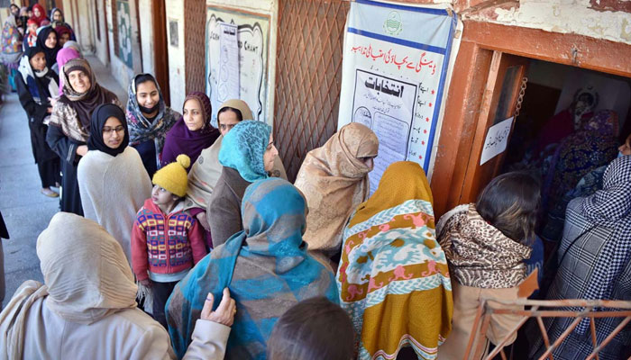 A large number of women in the queue outside the polling station during General Elections 2024 on February 8, 2024. — APP